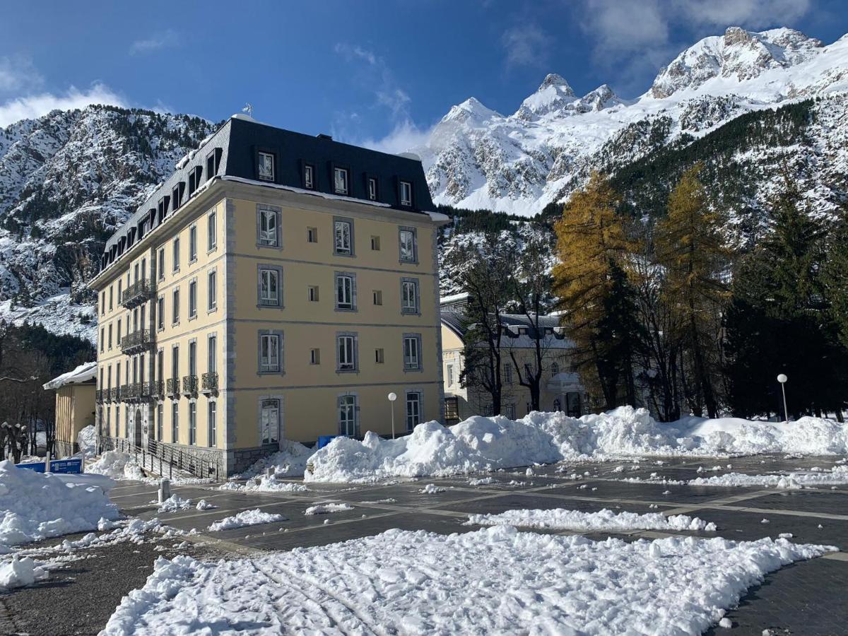 Gran Hotel - Balneario De パンティコサ エクステリア 写真